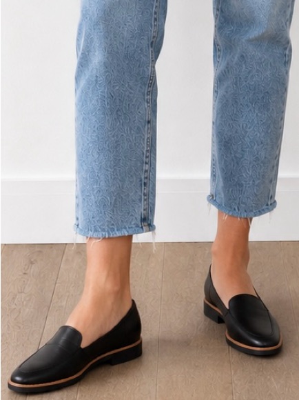 Aldo Black Leather Slip-On Almond Tie Platform Loafers Size 8.5